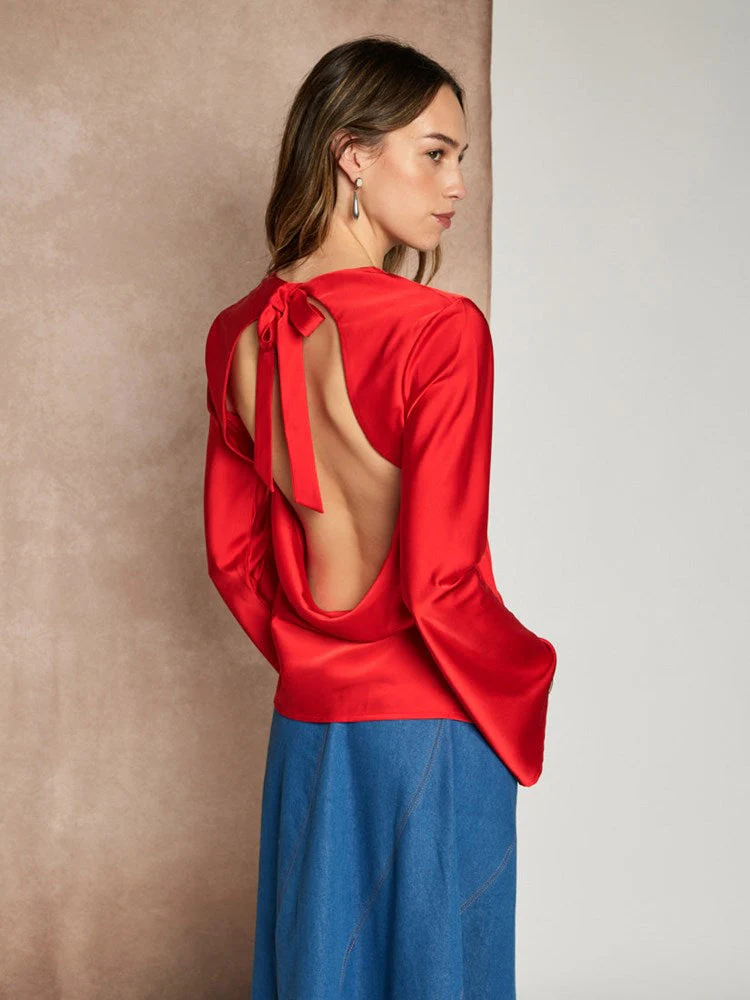 <b> Ghospell </b> Beatriz Top