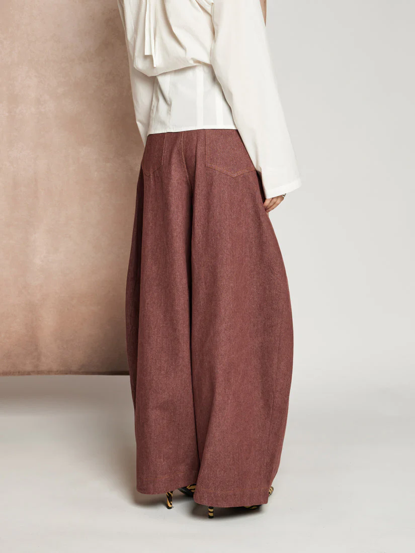 <b> Ghospell </b> Minka Balloon Jeans - Image 4